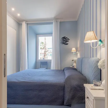 H11 Casa Camilla Centro - * Σαν Ρέμο